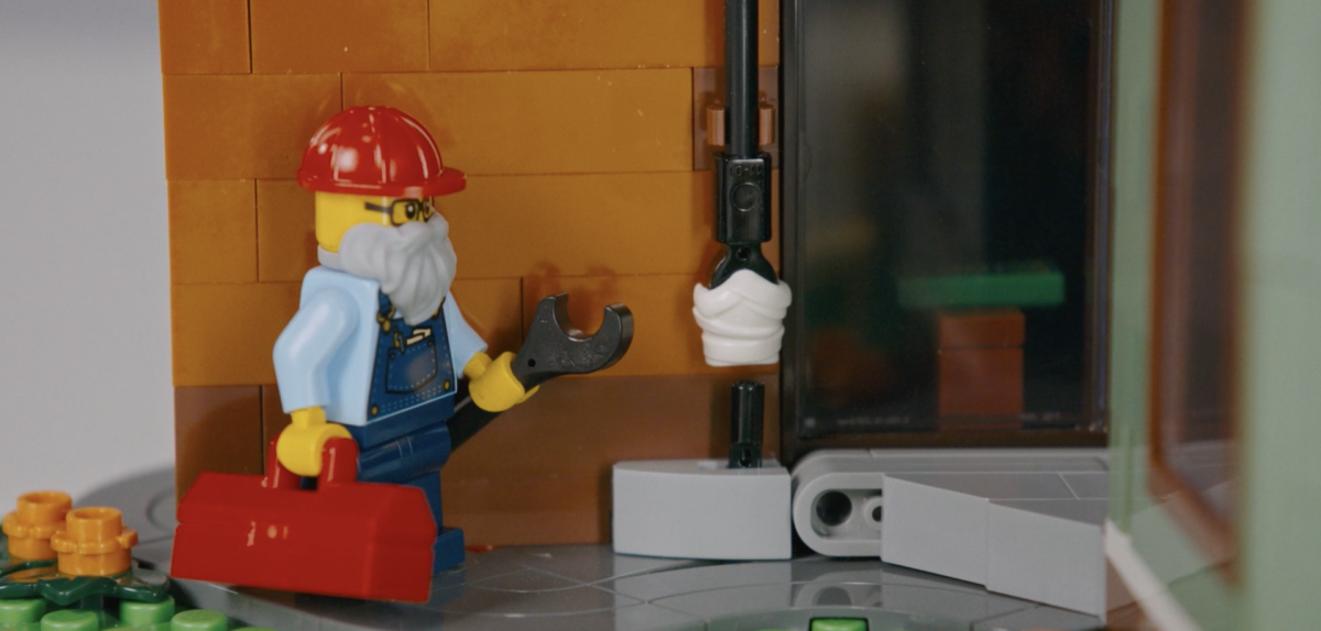 LEGO Icons 11371 Shopping Street designer interview photos 1 1200x574