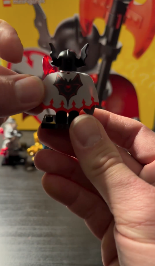 LEGO Collectible Minifigures 71045 Series 25 Vampire Knight 2
