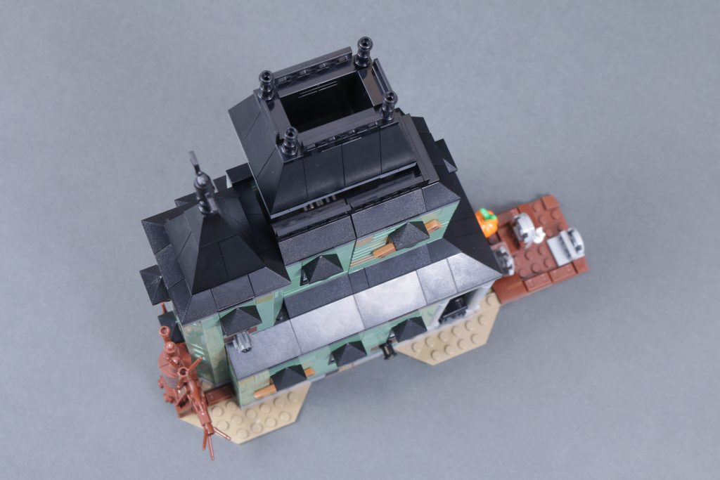 LEGO Creator 3 in 1 31167 Haunted Mansion review 25 1024x683
