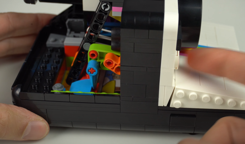 LEGO Ideas 21345 mechanism tiago catarino 1024x604