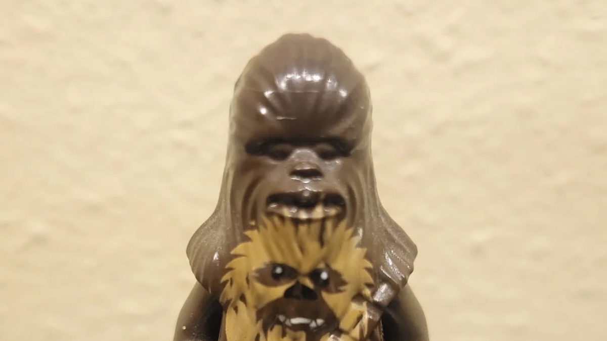 Chewbacca misprint spawns another chilling LEGO variation