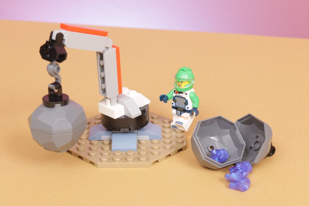 LEGO City 60429 Spaceship and Asteroid Discovery review 3 1024x683