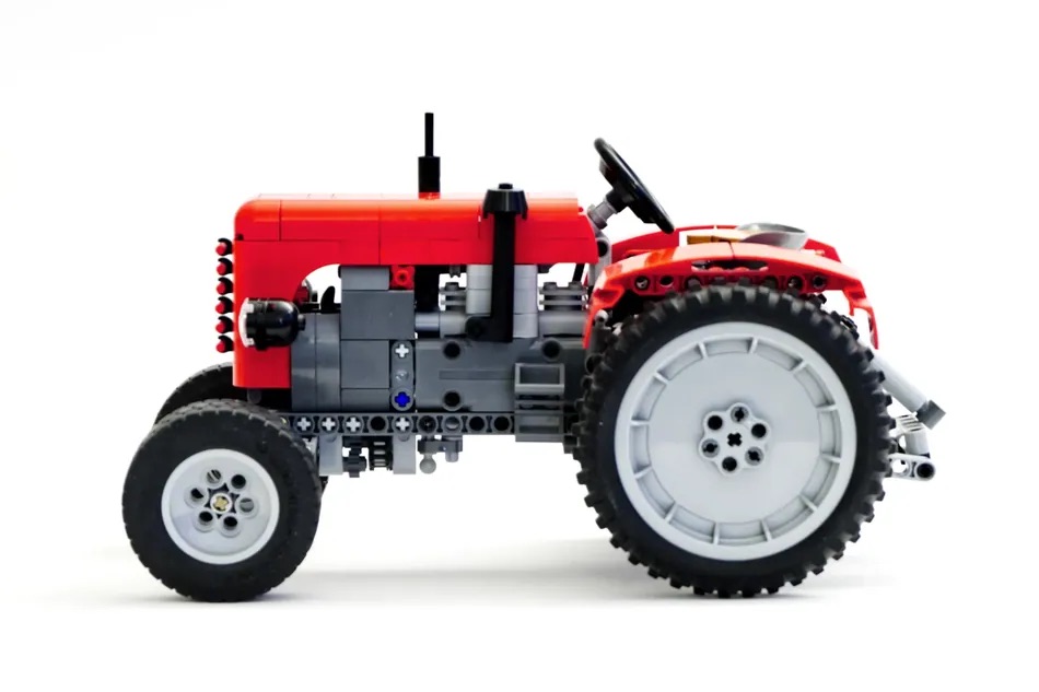 LEGO Ideas Classic Tractor 11