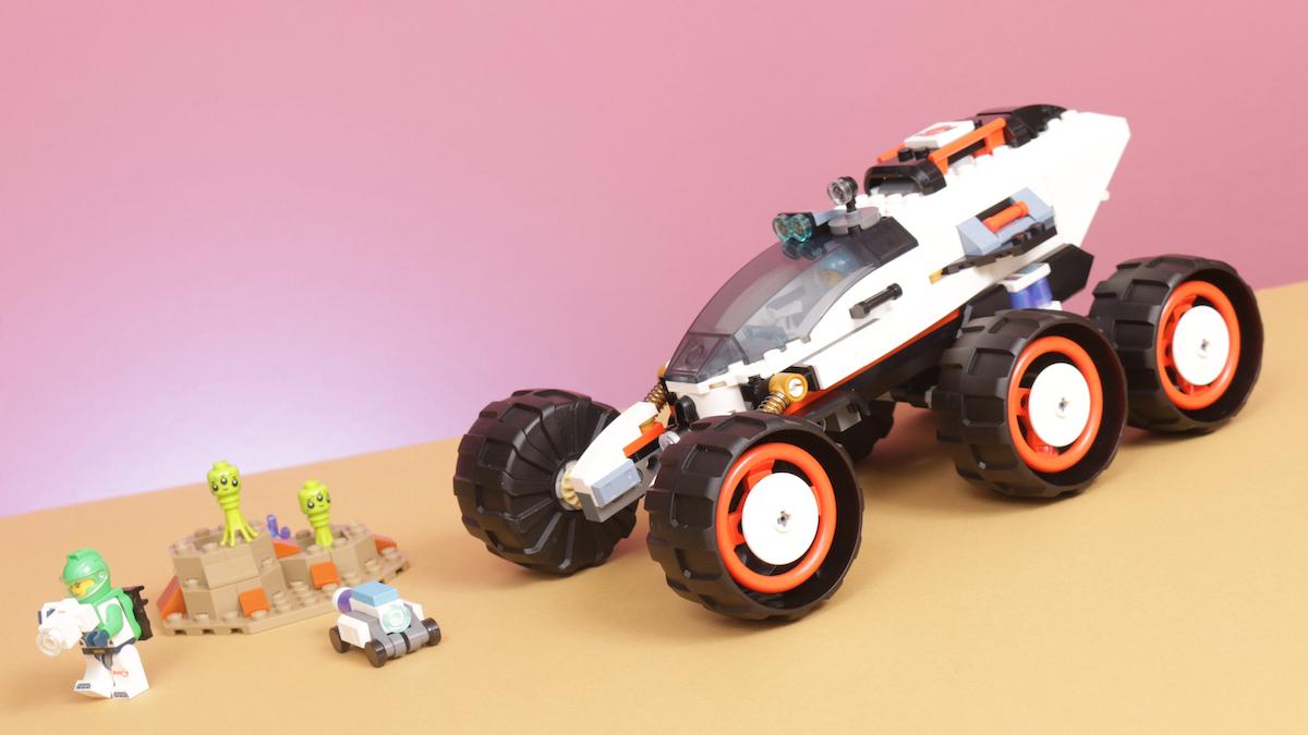 LEGO City 60431 Space Explorer Rover and Alien Life review