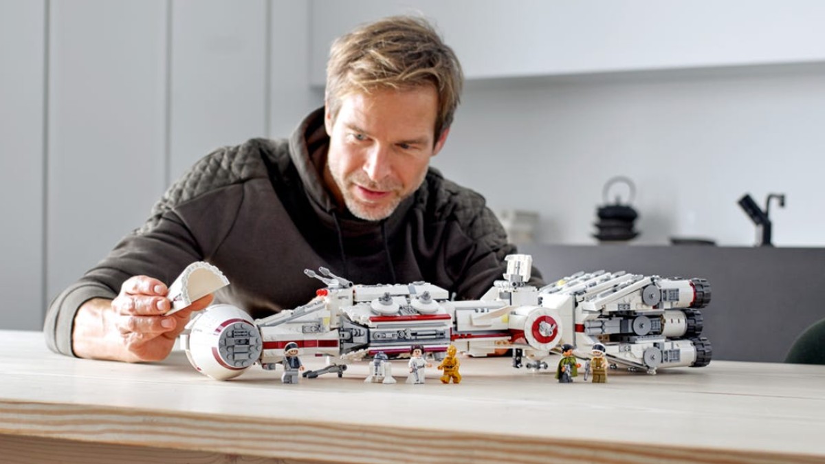 Two retired LEGO Star Wars sets spotted on Australian online store