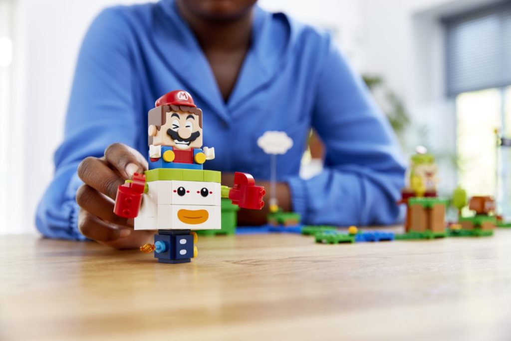 LEGO Super Mario 71396 Bowser Jr.s Clown Car Expansion Set lifestyle 1024x683