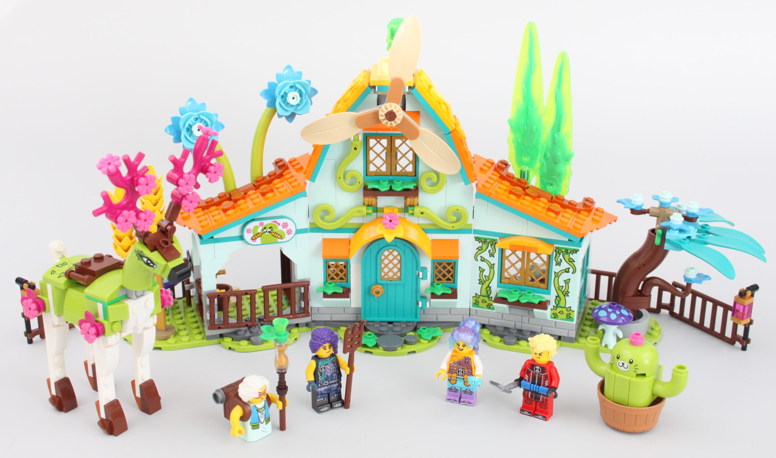 LEGO DREAMZzz 71459 Stable of Dream Creatures review 2 scaled