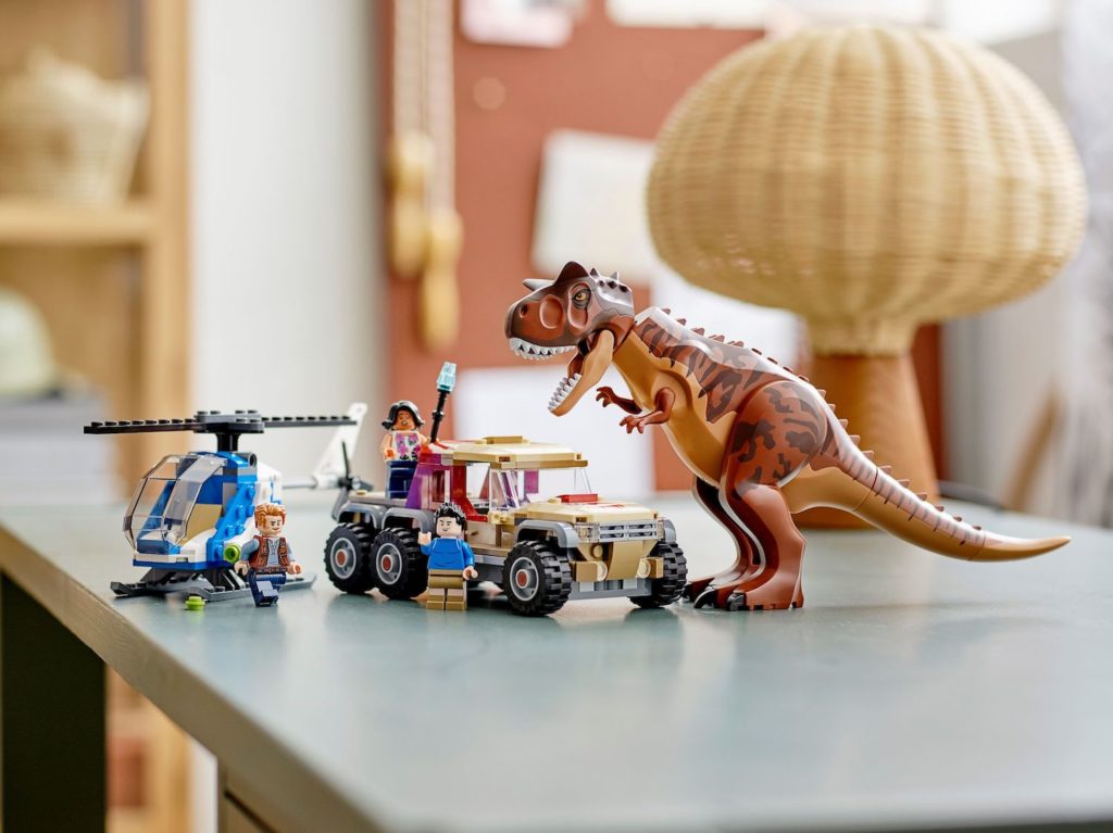 LEGO Jurassic World 76941 Carnotaurus Dinosaur Chase 6