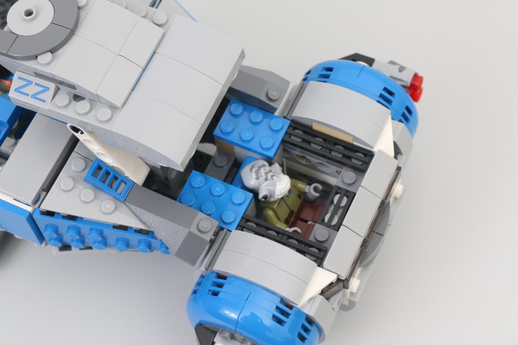 LEGO Star Wars 75293 Resistance I TS Transport review 10