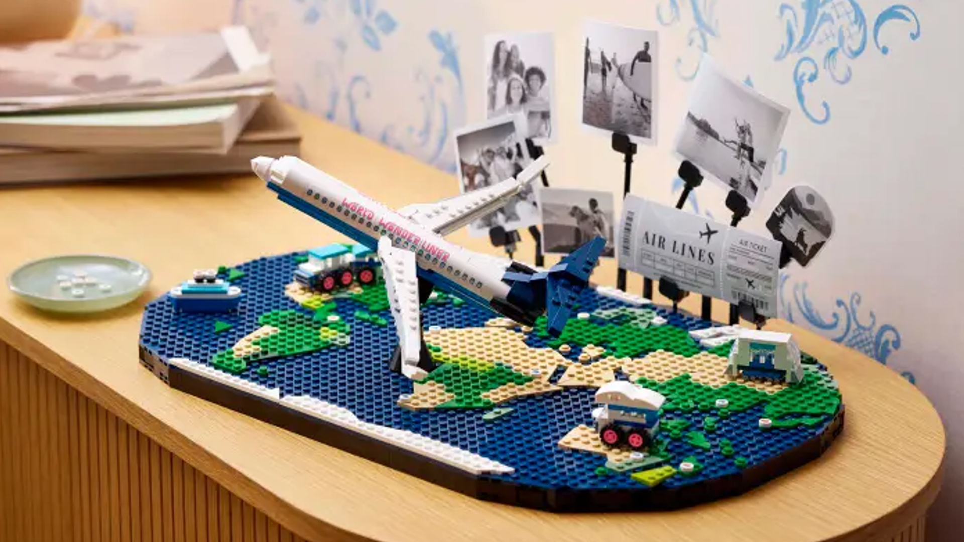 LEGO 41838 Travel Moments store signing announced