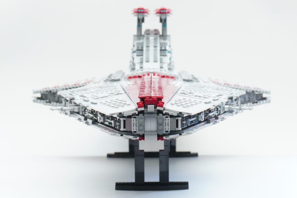 LEGO Star Wars 75367 Venator Class Republic Attack Cruiser review 01 1024x683