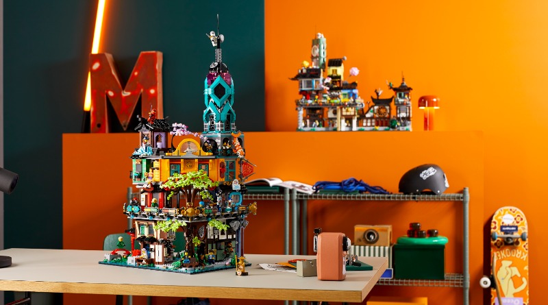 LEGO 71741 NINJAGO City Gardens full image gallery