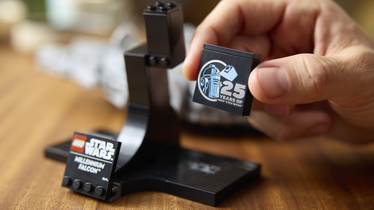 How to collect every LEGO Star Wars 25th anniversary brick to date