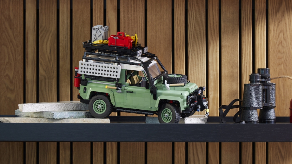 LEGO Icons 10317 Land Rover Classic Defender 90 visual tour 5 1024x576