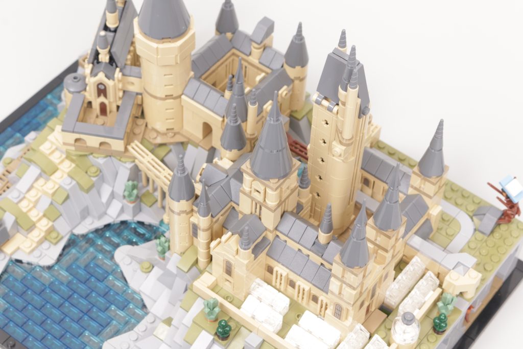LEGO Harry Potter 76419 Hogwarts Castle and Grounds review 11 1024x683