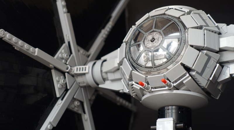 Brick Pic of the Day: Cockpit close-up