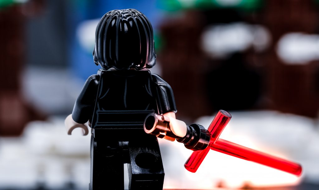 Brick Pic of the Day: Duel on Starkiller