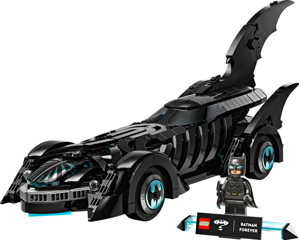 LEGO DC 76304 Batman Forever Batmobile 6 1024x822