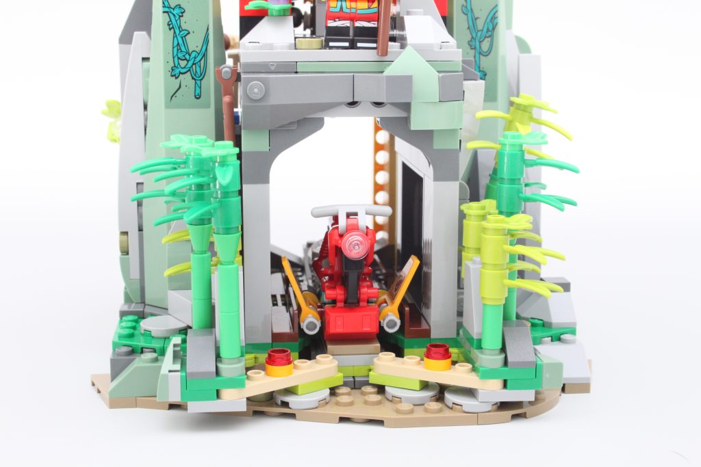 LEGO Monkie Kid 80044 Monkie Kids Team Hideout review 34 1024x683