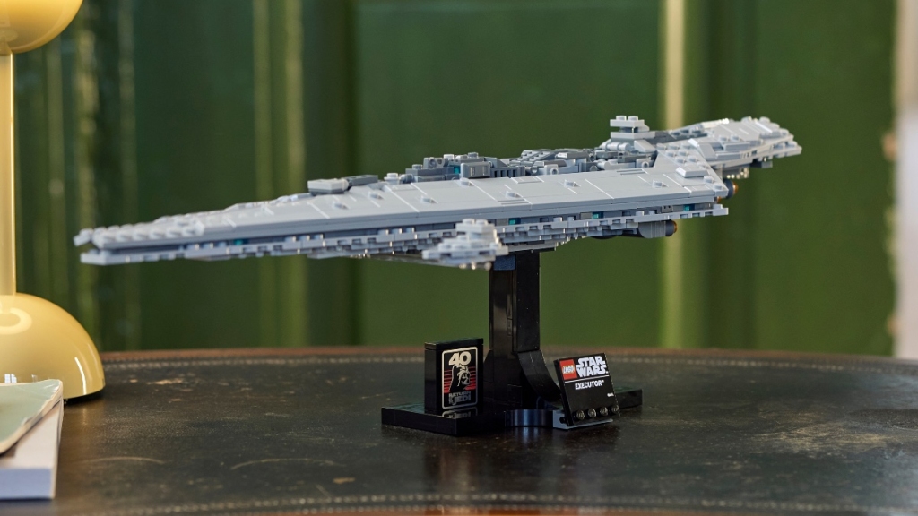 LEGO Star Wars 75356 Executor Super Star Destroyer featured 2 1024x576