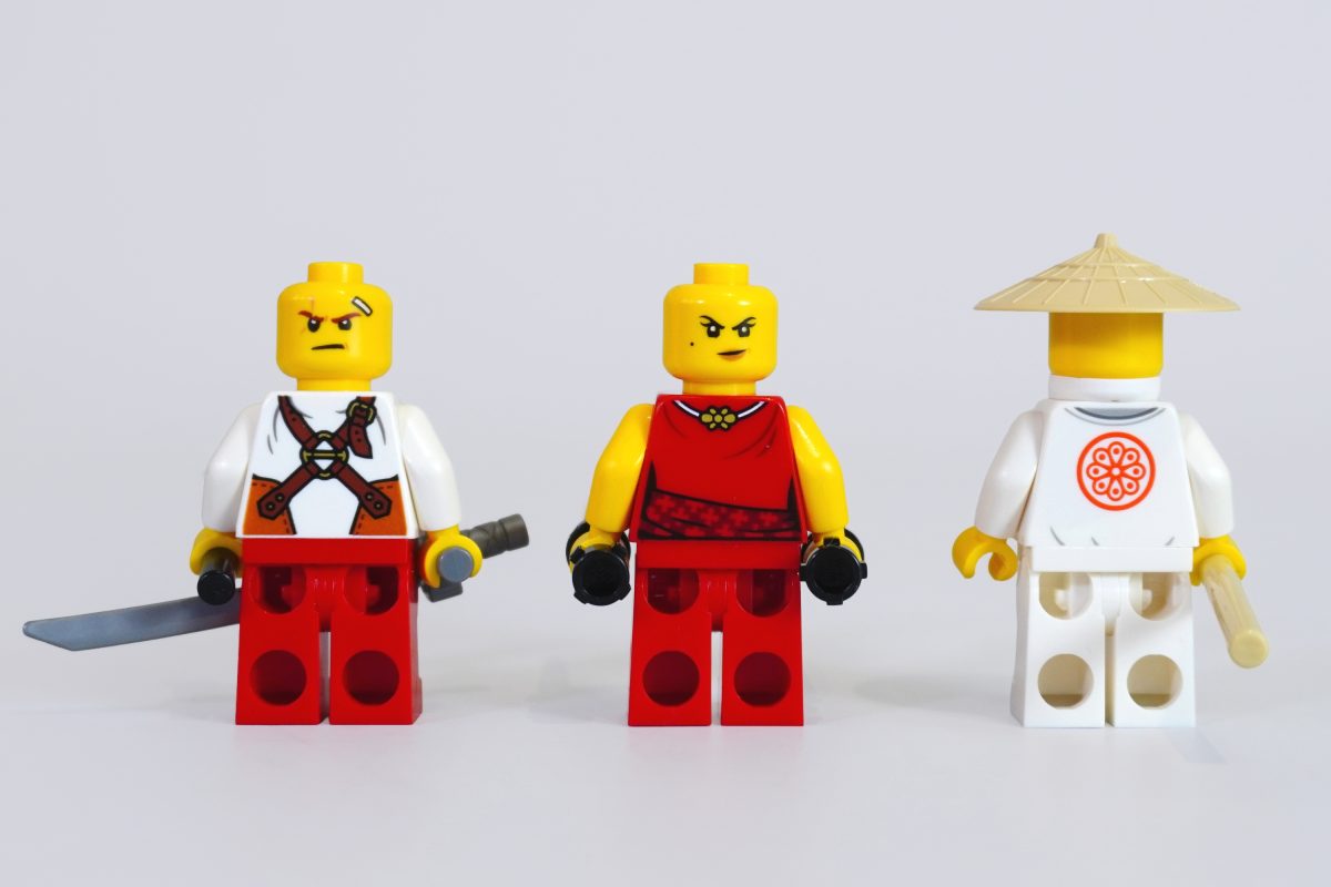 LEGO NINJAGO 71858 Four Weapons Blacksmith 15th Anniversary review 36 1200x800