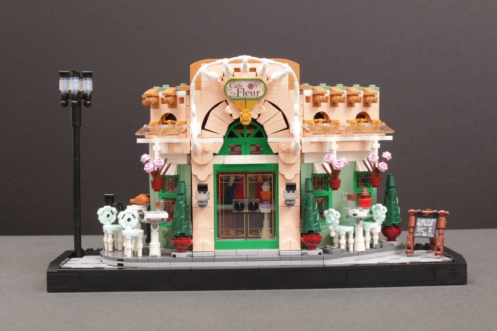 LEGO Icons 10362 French Cafe review 24 1024x683