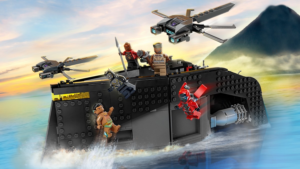 There’s something familiar in LEGO 76214 Black Panther: War on the Water