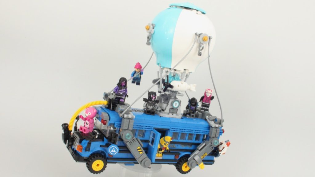 lego fortnite 77073 battle bus review featured 1024x576