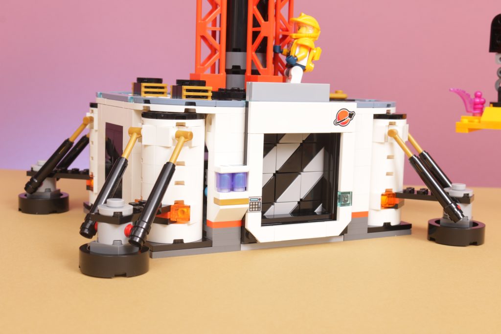 LEGO City 60434 Space Base and Rocket Launchpad review 26 1024x683