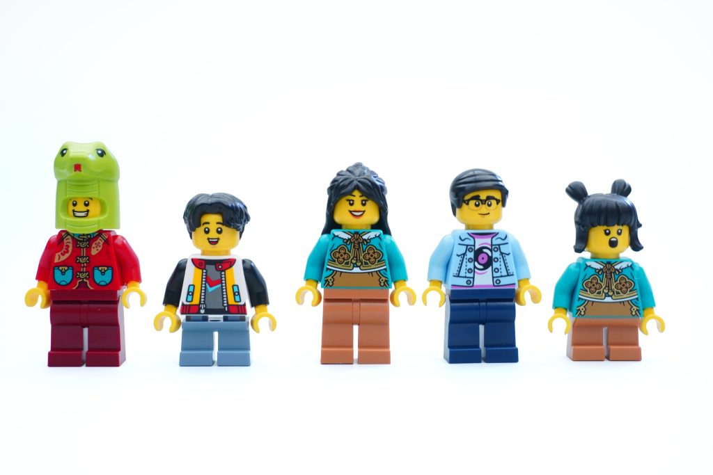 LEGO 80116 Trotting Lantern review 10 1024x683