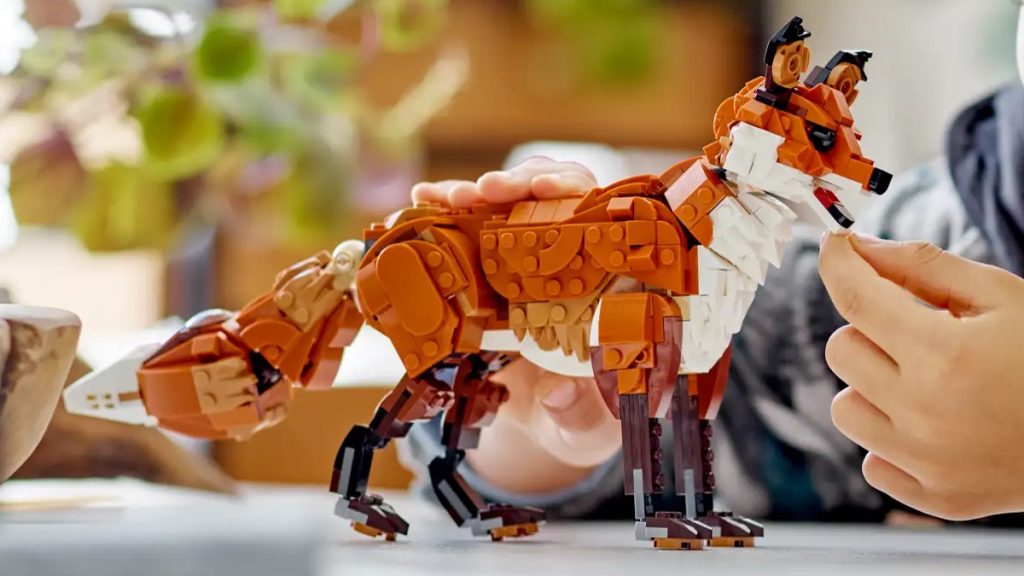 LEGO Creator 3 in 1 31154 Forest Animals Red Fox featured 1024x576
