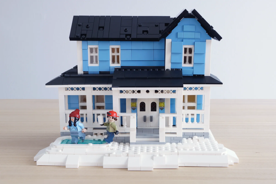 LEGO Ideas Gilmore Girls Stars Hollow 2