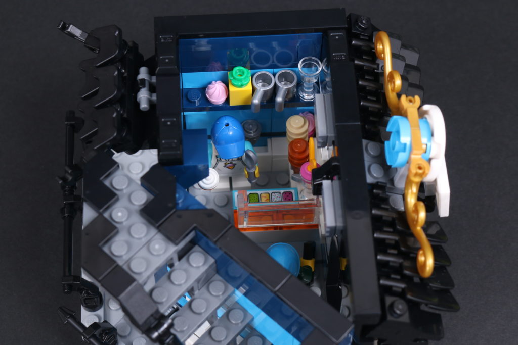 LEGO NINJAGO 71741 NINJAGO City Gardens review 65
