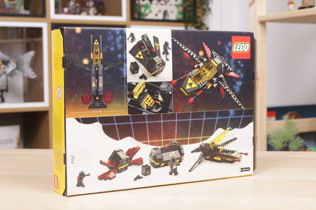LEGO Space 40580 Blacktron Cruiser gift with purchase review 3 1024x683
