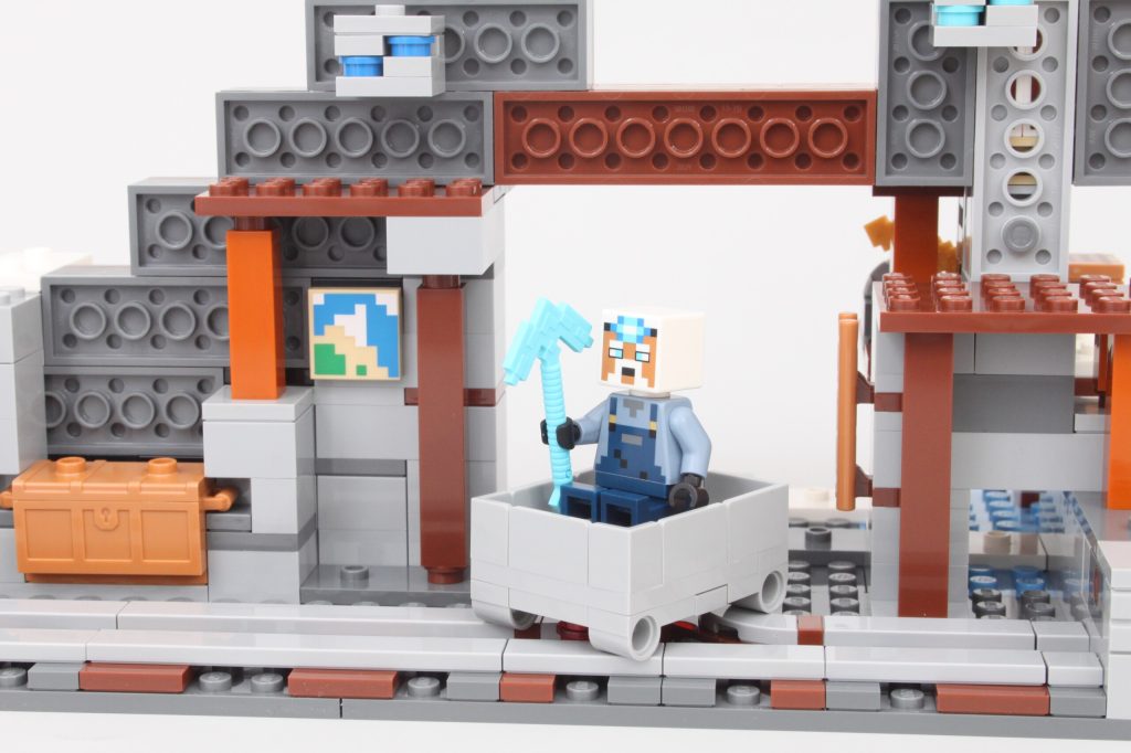 lego minecraft 21277 the pickaxe mine review 8 1024x682