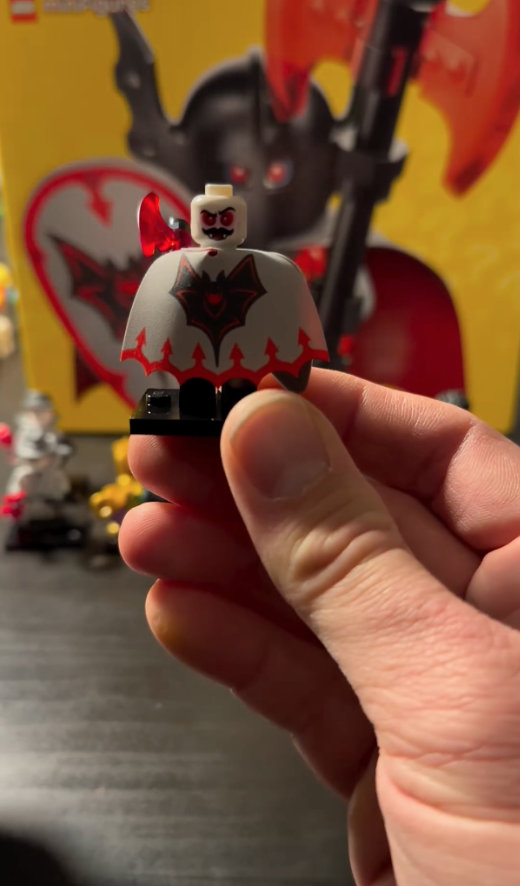 LEGO Collectible Minifigures 71045 Series 25 Vampire Knight 3