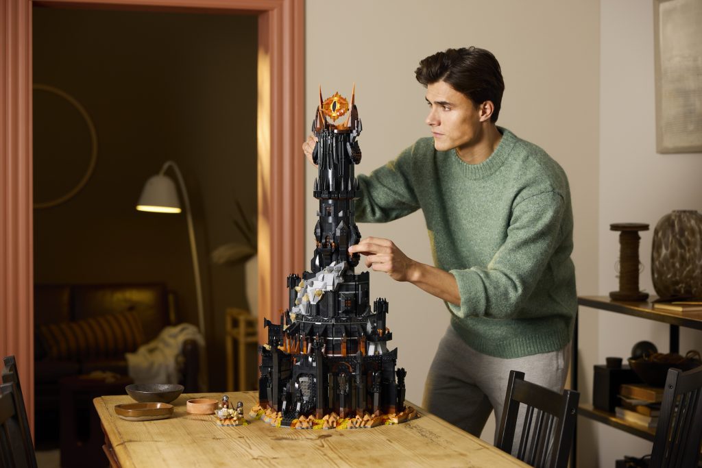 LEGO Icons 10333 The Lord of the Rings Barad dur 31 1024x683