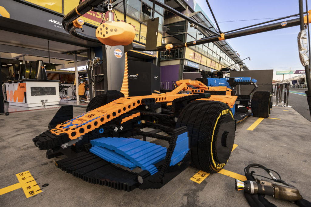 LEGOfullsizecar11 1024x683