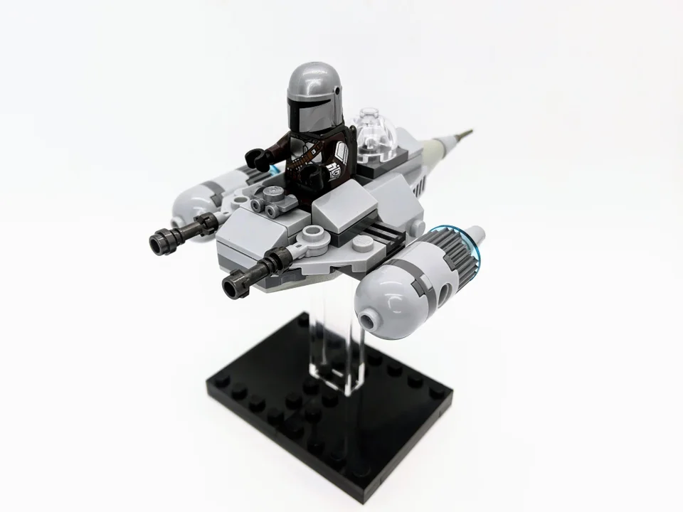 LEGO Star Wars The Mandalorian N 1 Starfighter 8