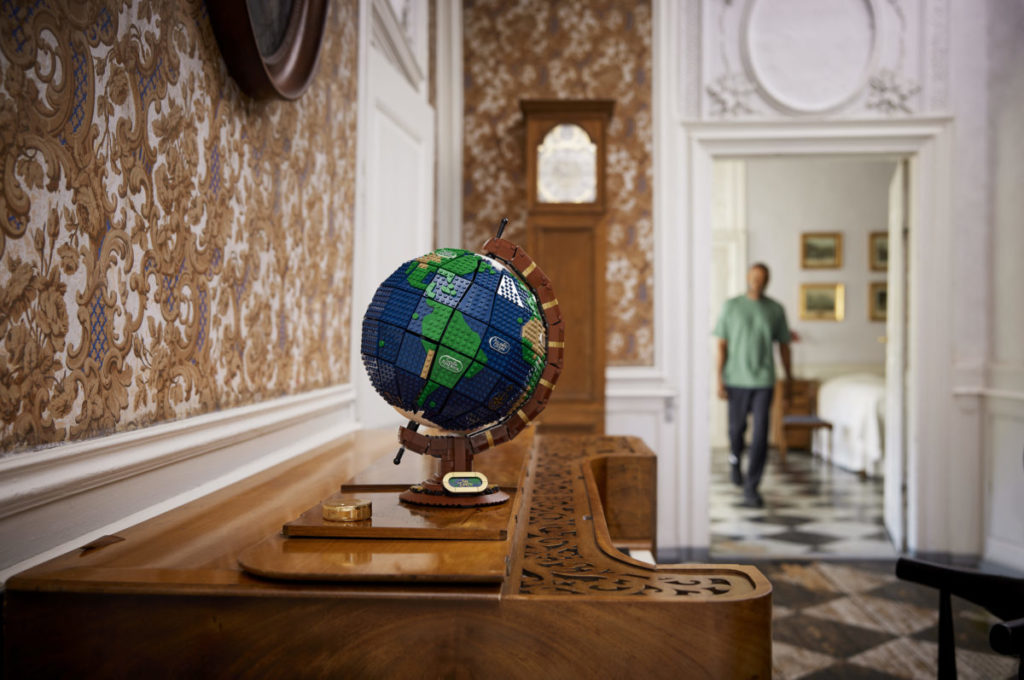 LEGO Ideas 21332 The Globe 26 1024x680