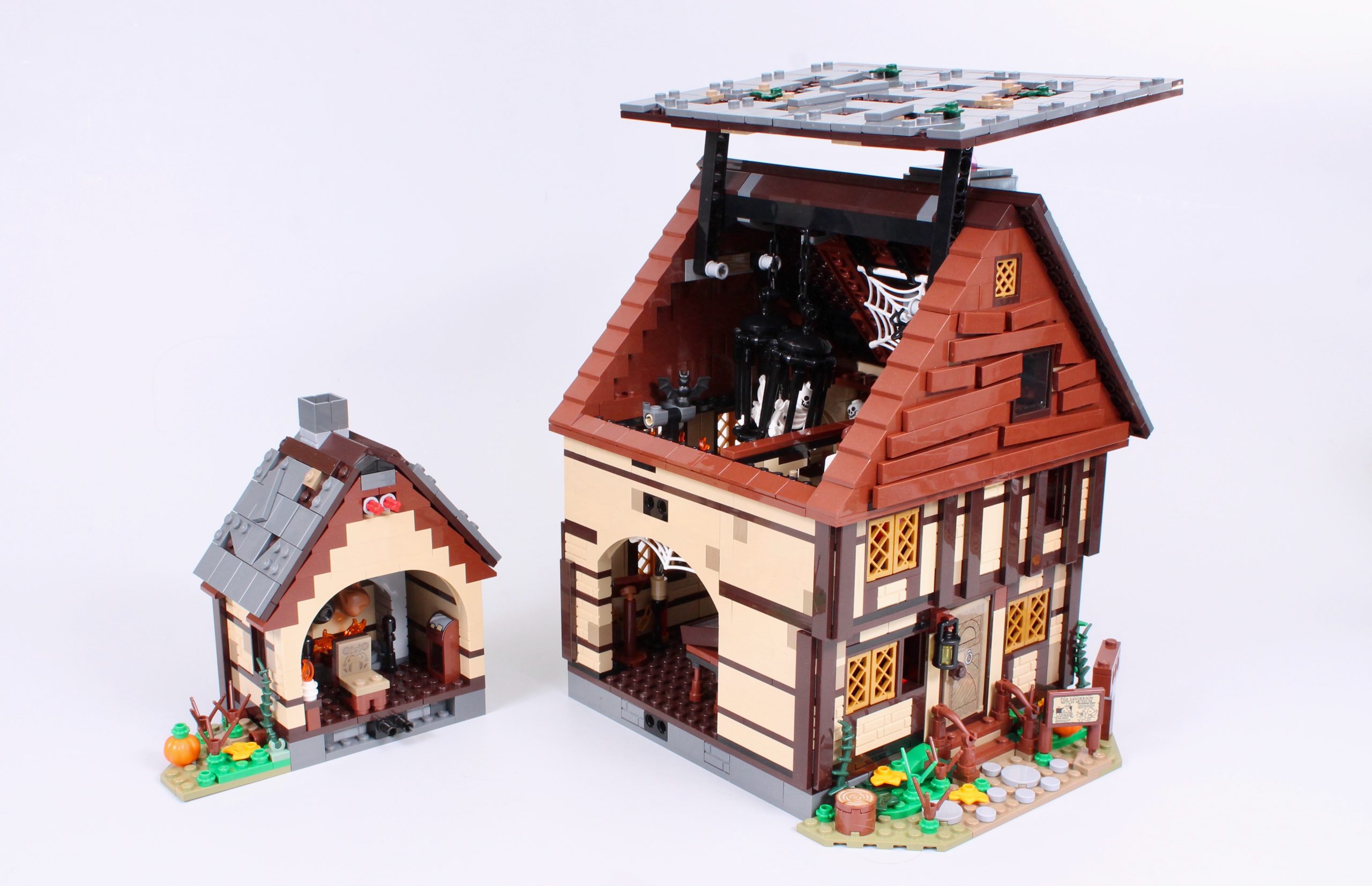 LEGO Ideas 21341 Disney Hocus Pocus The Sanderson Sisters Cottage review 20 scaled