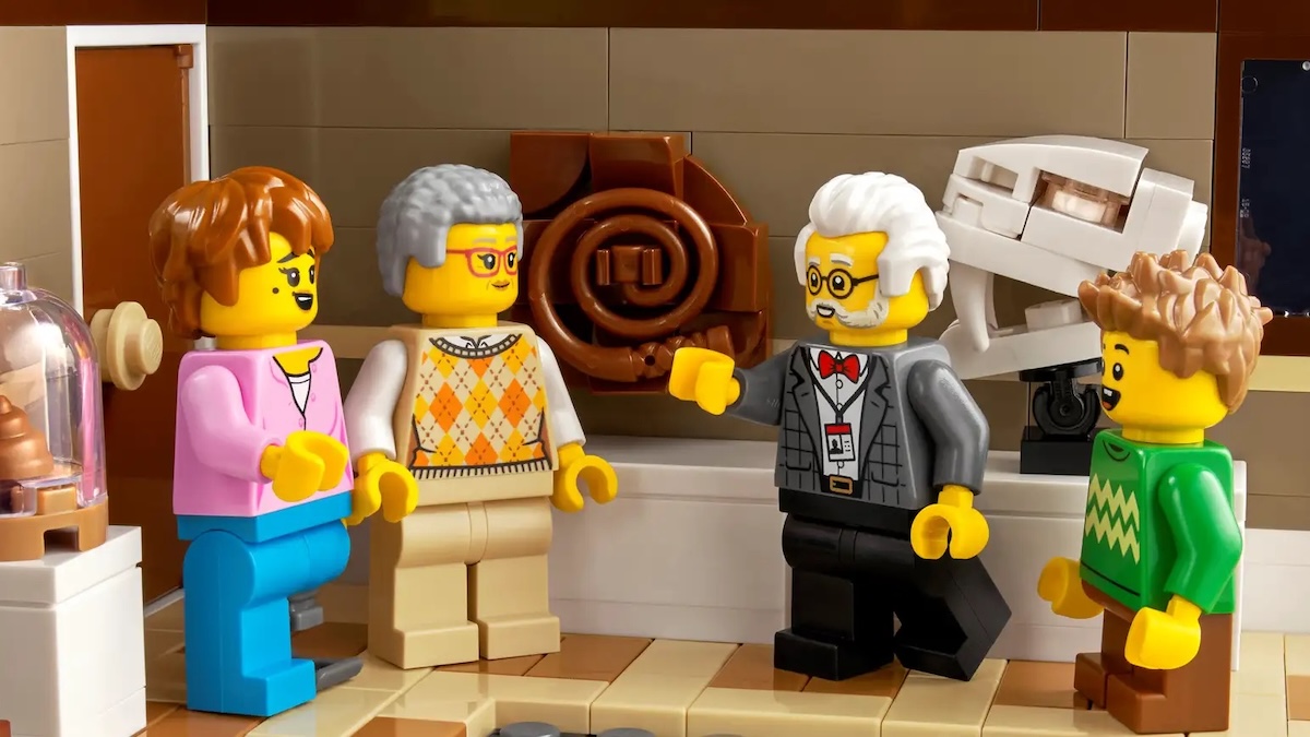 LEGO Orient Express, Natural History Museum, and more new parts coming to Pick a Brick