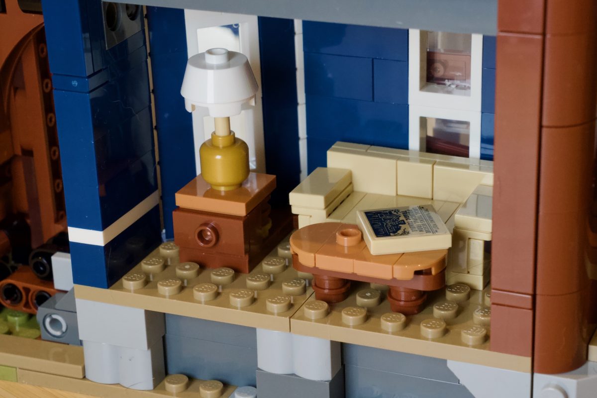 LEGO Icons 11370 Stranger Things The Creel House review 20 1200x800
