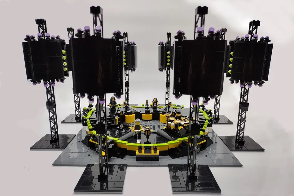 LEGO Ideas Metallica M72 World Tour 3