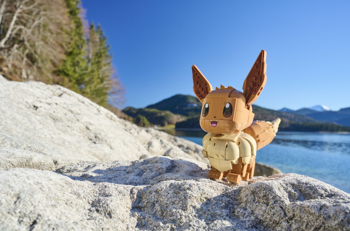 006 LEGO® Pokemon™ Eevee Germany HR0322 1200x793