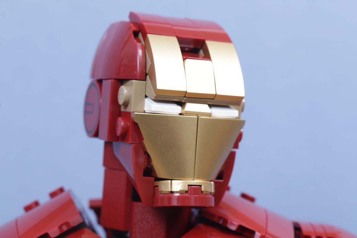LEGO Marvel 76344 Iron Man Mark 3 Collectors Edition review 82 1200x800