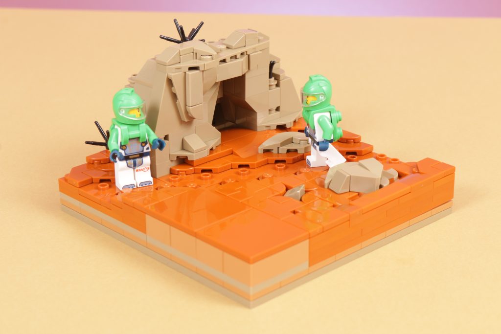 How to LEGO – Building space terrain part I step by step 44 1024x683