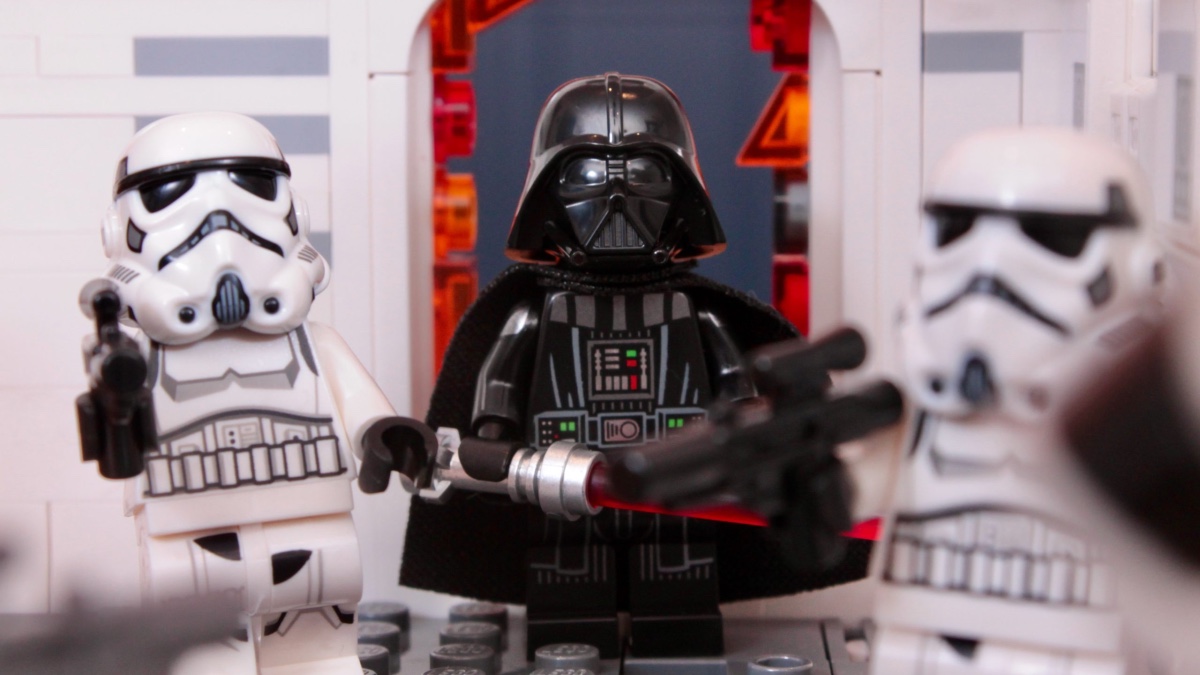 Two of last year’s best LEGO Star Wars and Marvel sets are now retiring in 2025
