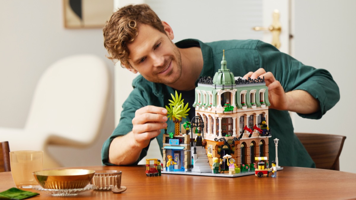 Think you've got what it takes to be a LEGO designer?