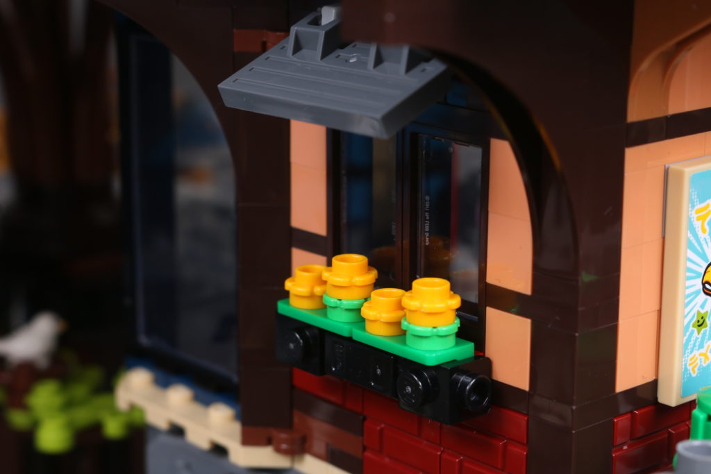 LEGO NINJAGO 71741 NINJAGO City Gardens review 35